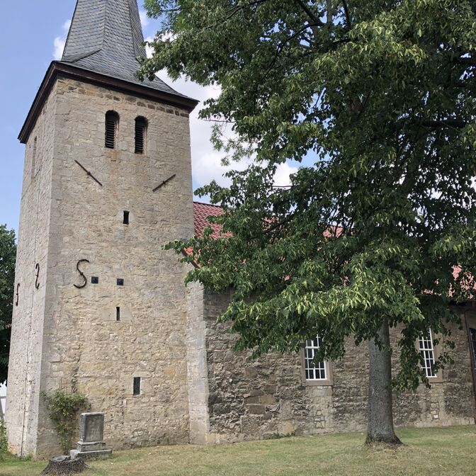 nikolai_kirche_sommer